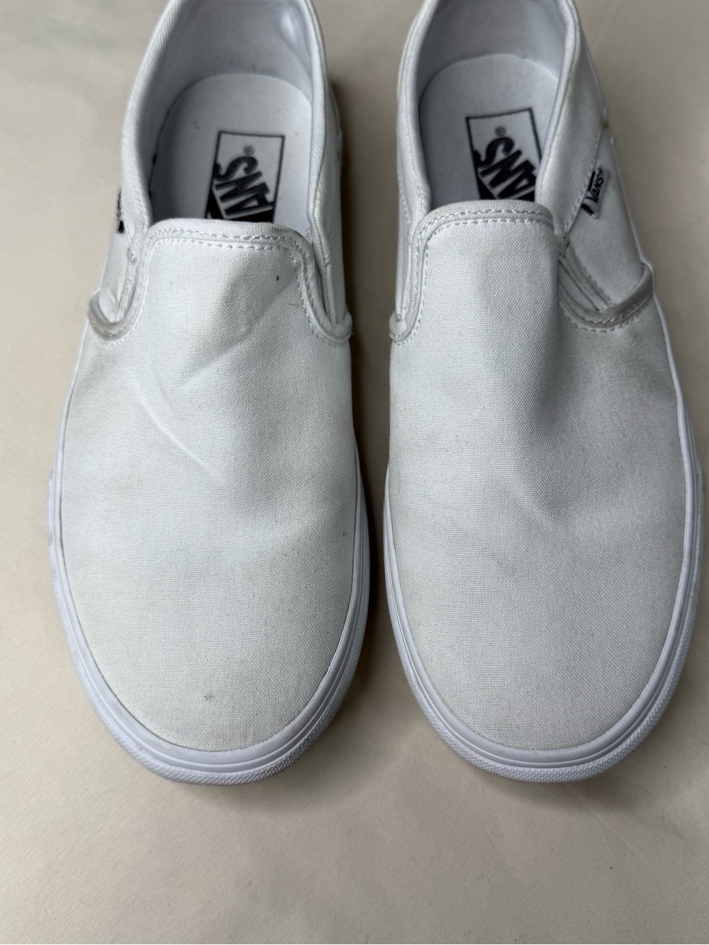 🔥 Vans Classic Slip-On Platform Sneakers - True White 🔥